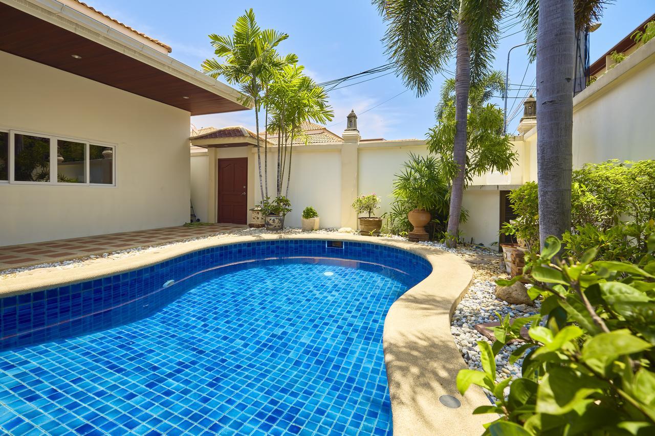 Golden By Fantasea Beach Villa *
