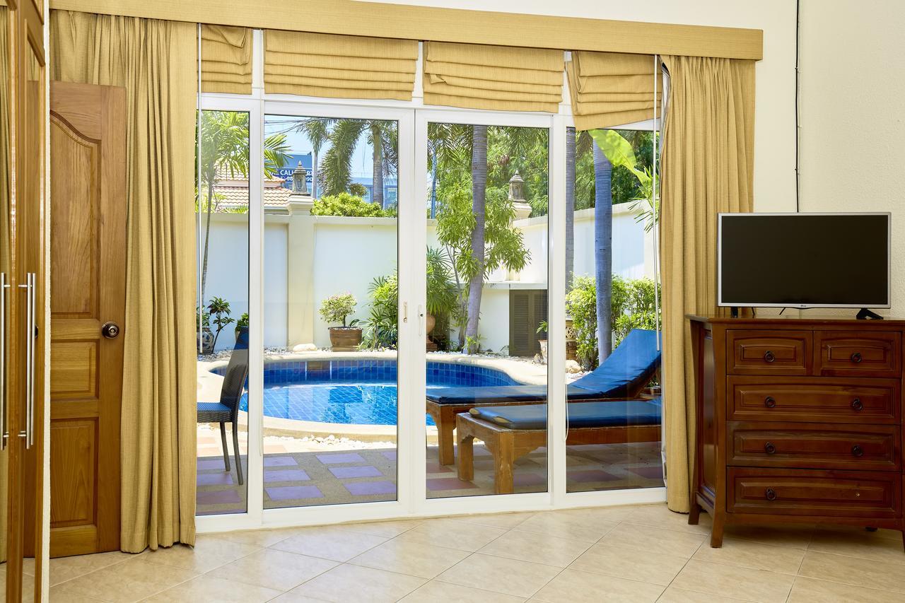 Golden By Fantasea Beach Villa *